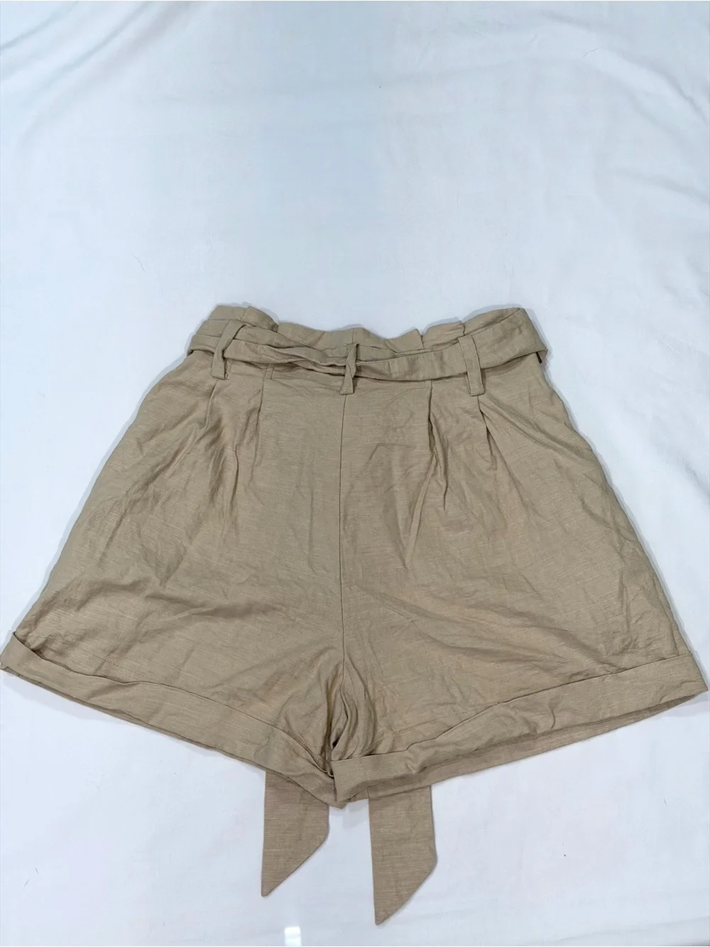 Women’s Safari Linen Paperbag-waist Belted wide Shorts in Tan Khaki Size Small